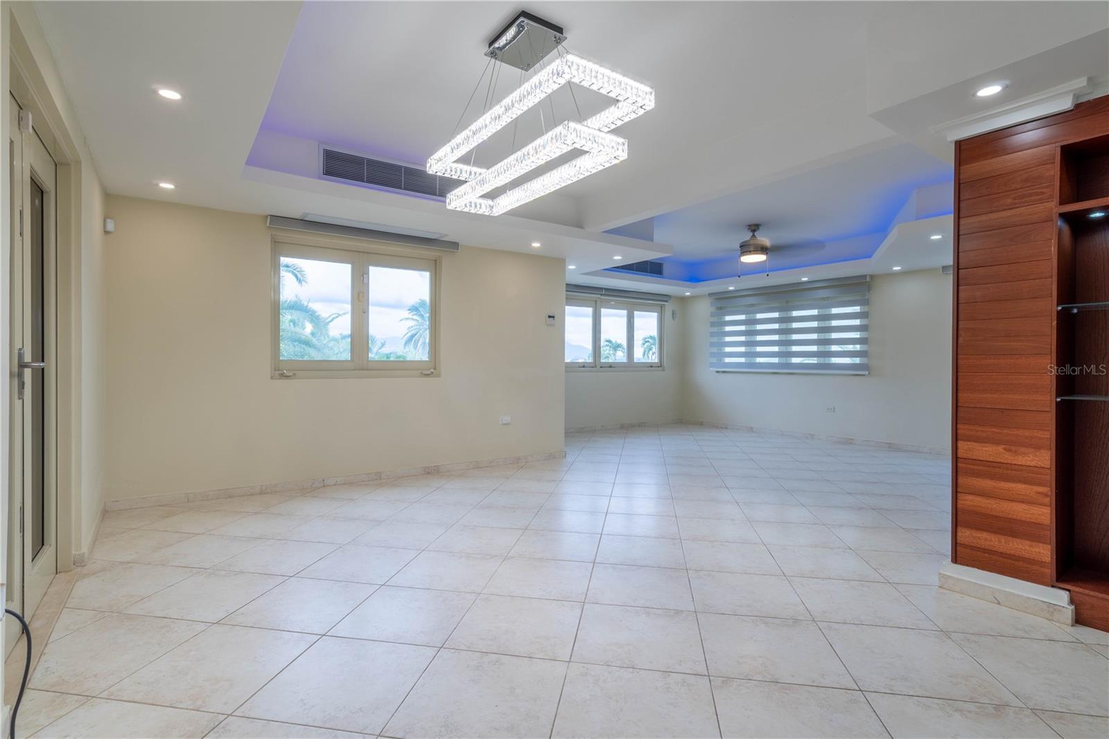 PR9117604 Property Photo