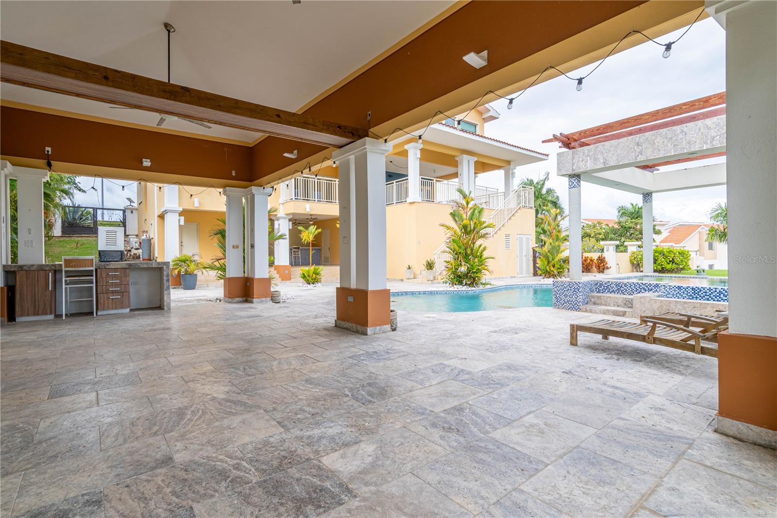 PR9117604 Property Photo