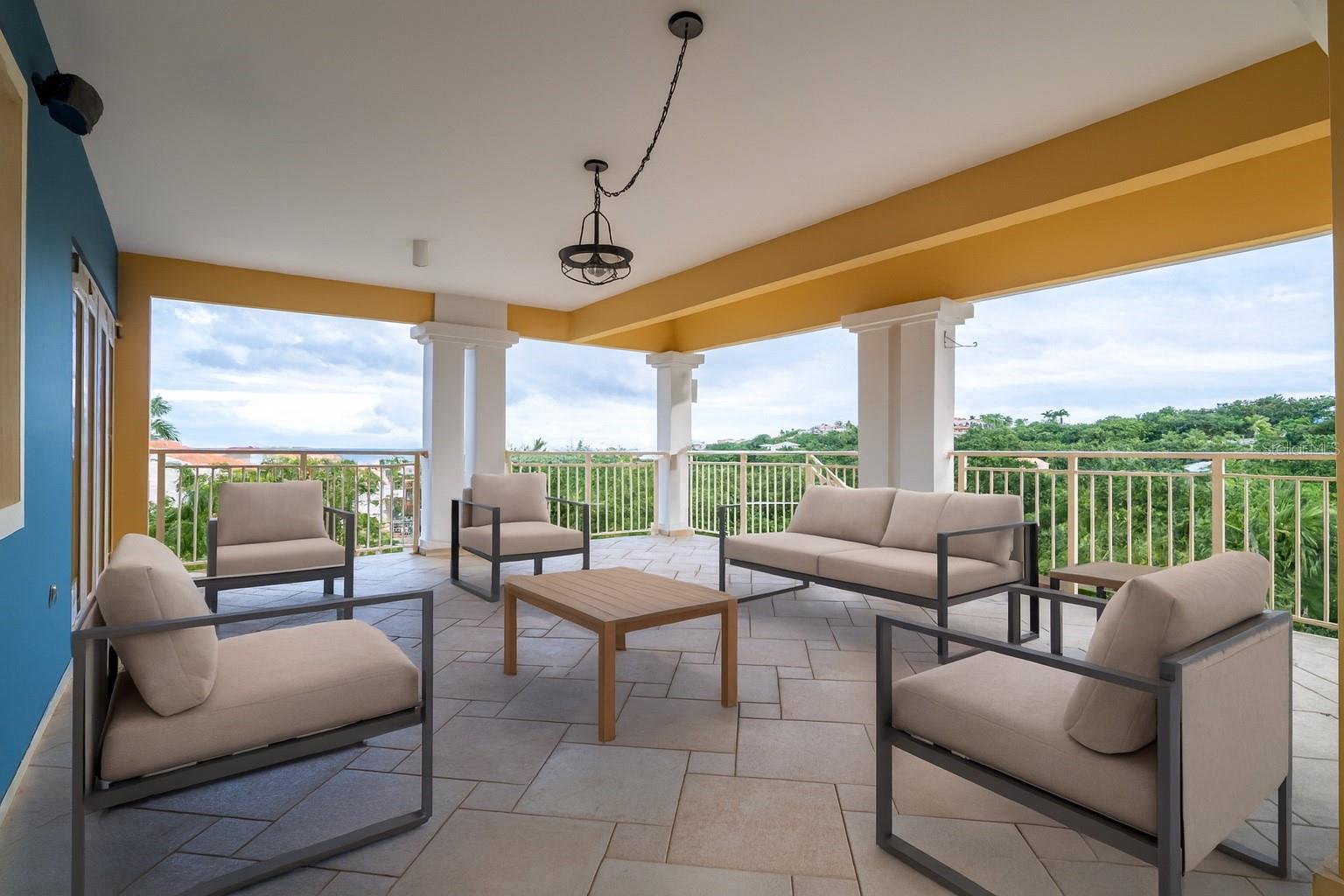 PR9117604 Property Photo