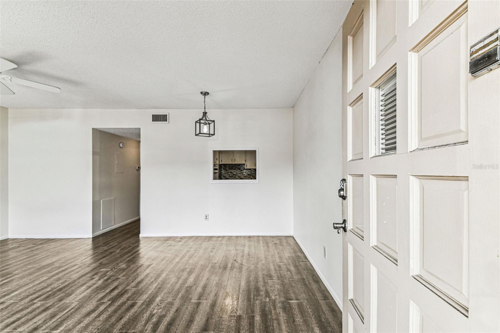 TB8451282 Property Photo