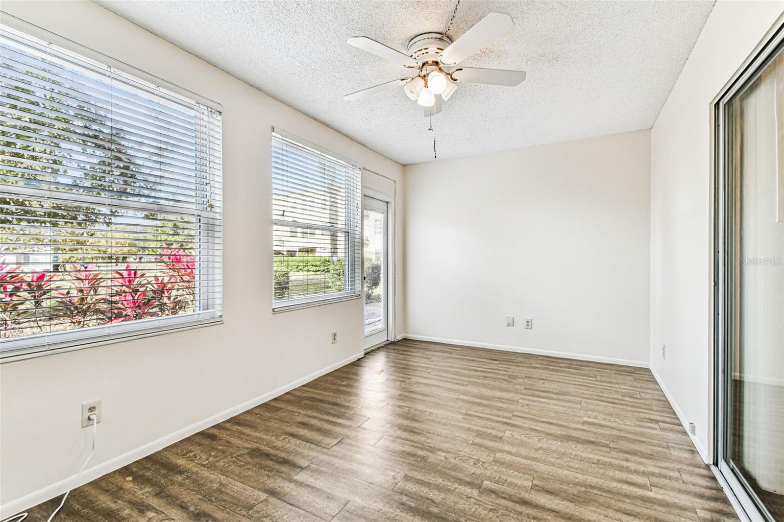 TB8451282 Property Photo