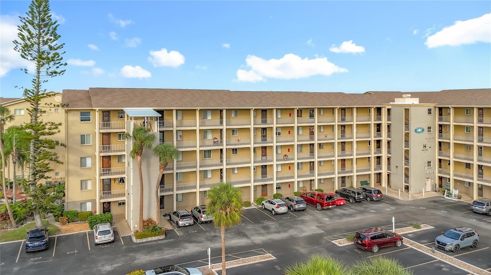 A4673281 Property Photo