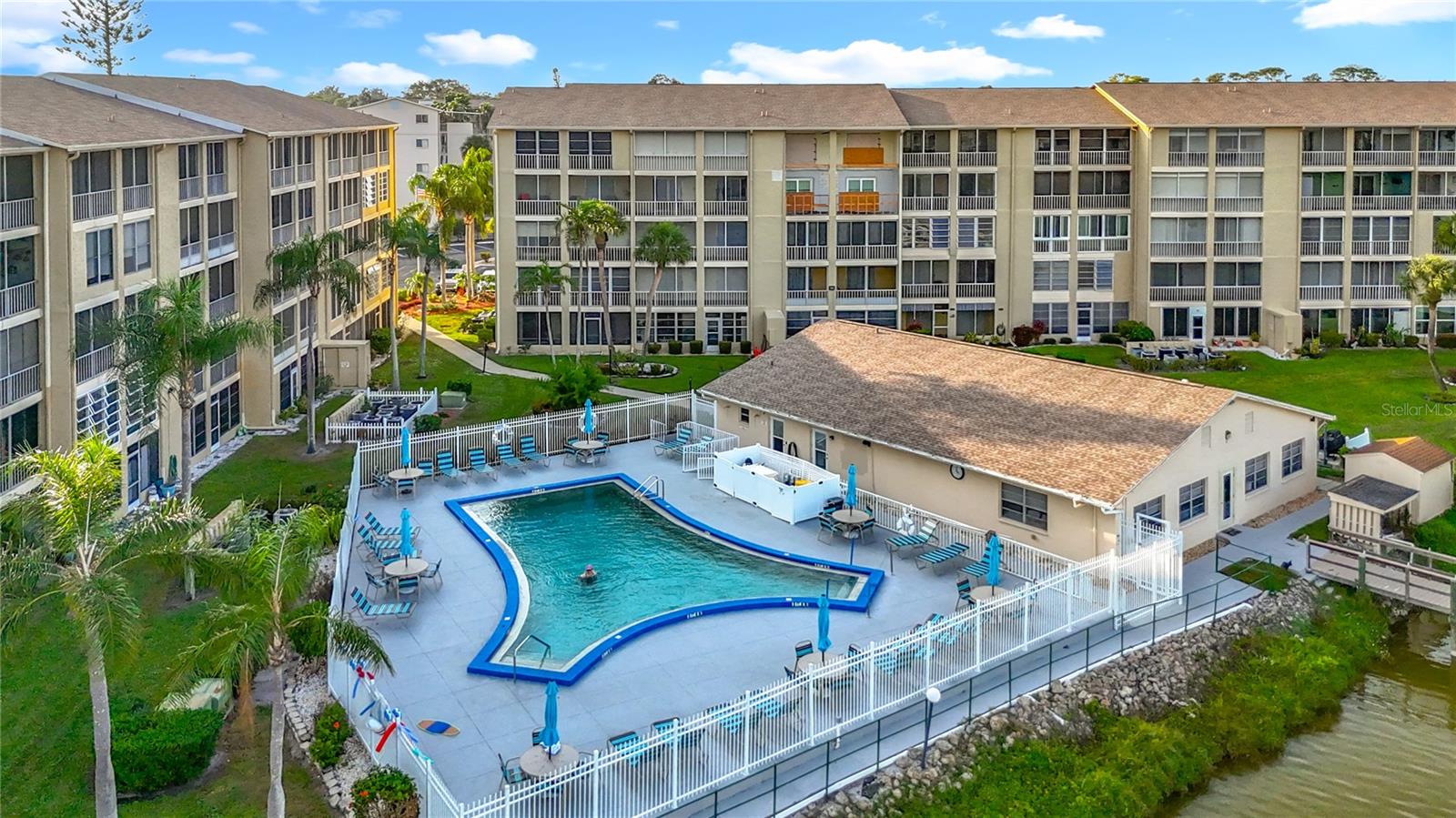 A4673281 Property Photo