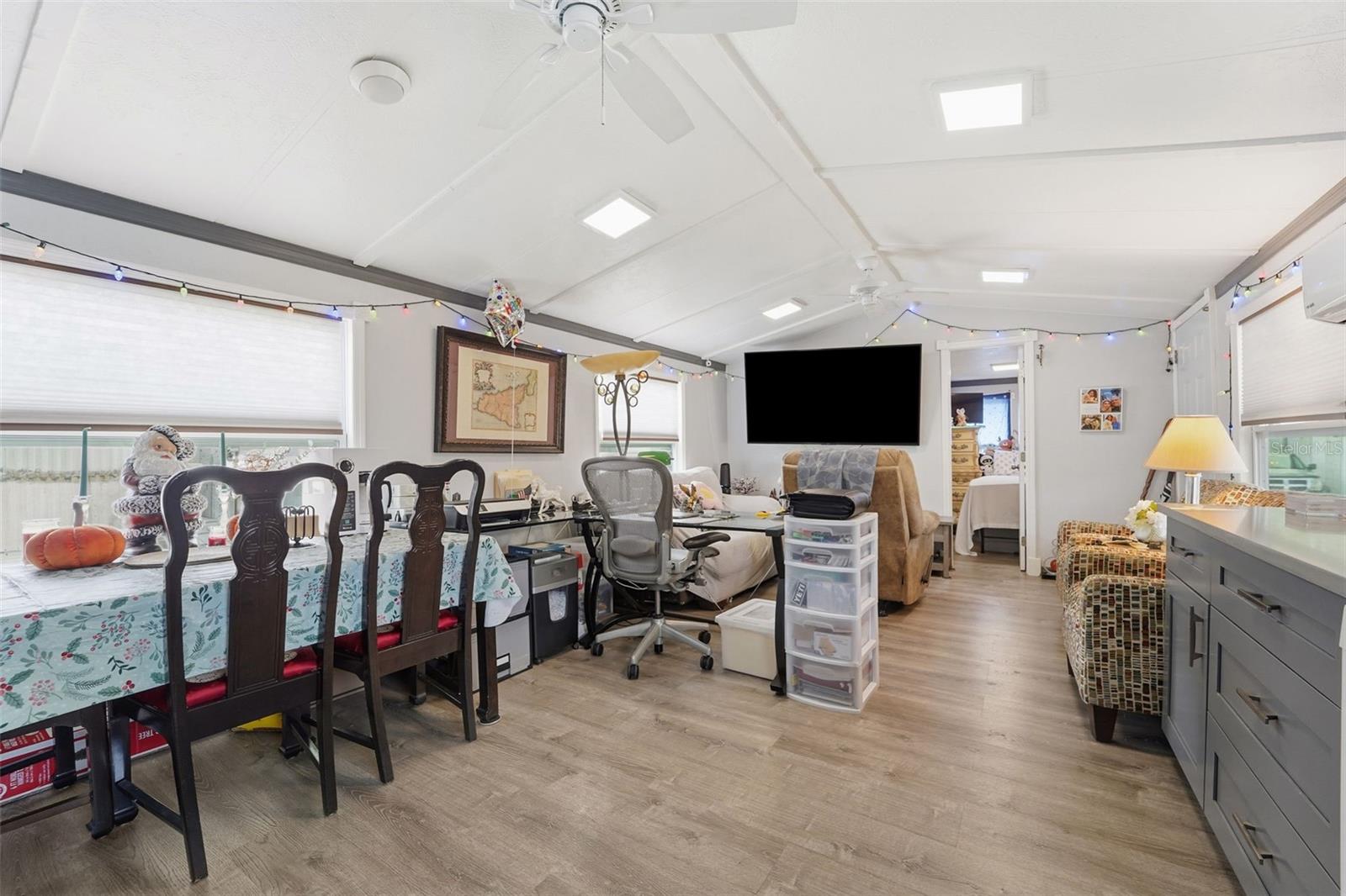 A4673283 Property Photo