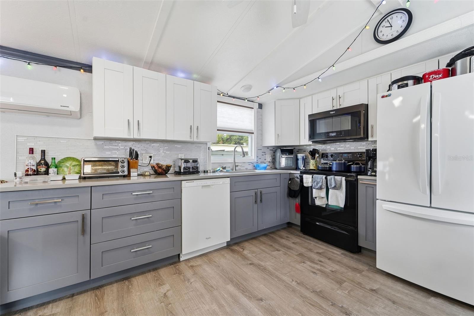 A4673283 Property Photo