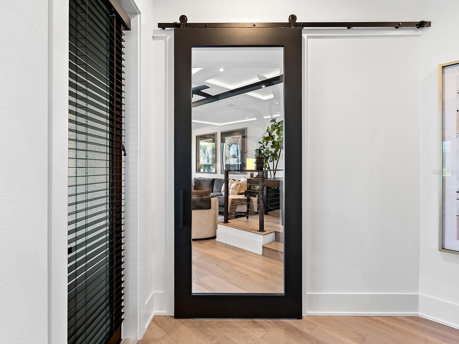 A4673305 Property Photo