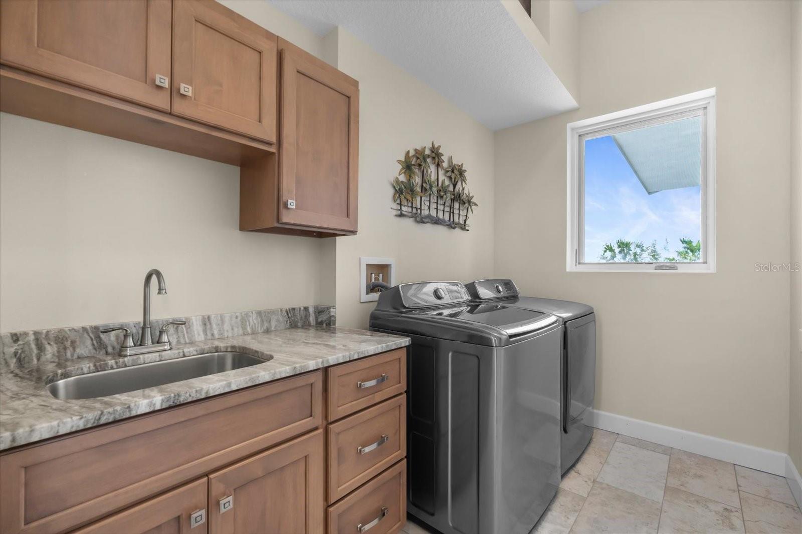 FC314347 Property Photo