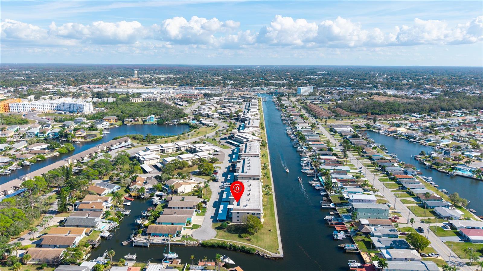 W7881045 Property Photo