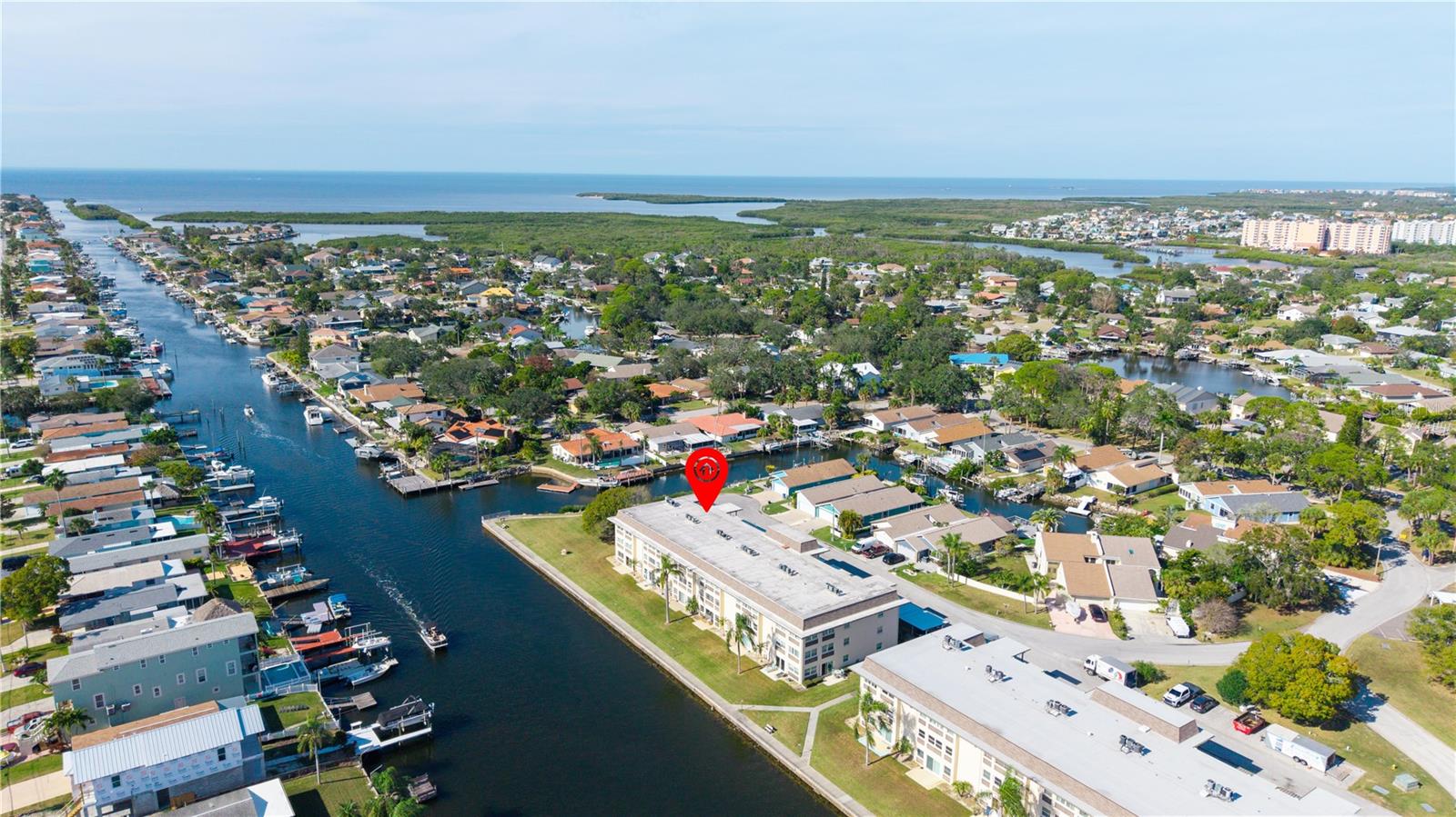 W7881045 Property Photo