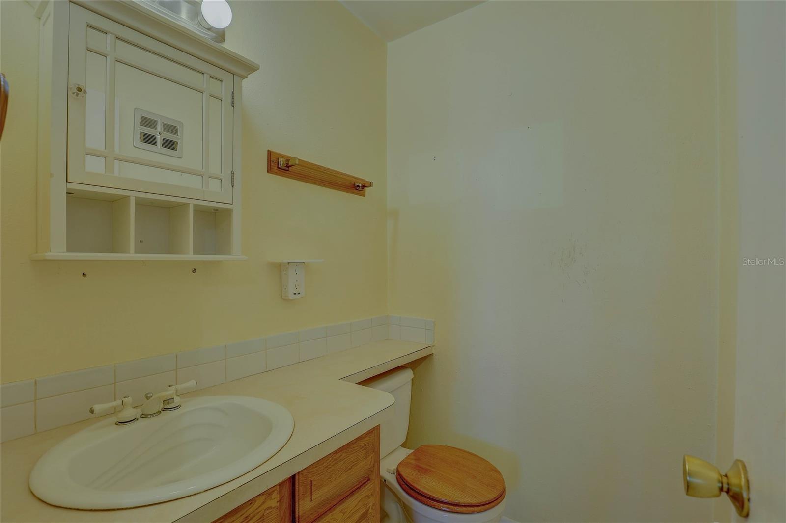 TB8451437 Property Photo