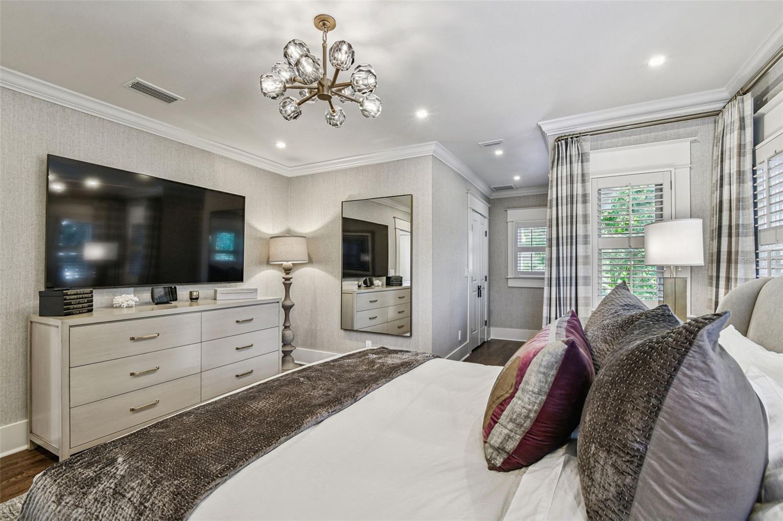 TB8451458 Property Photo