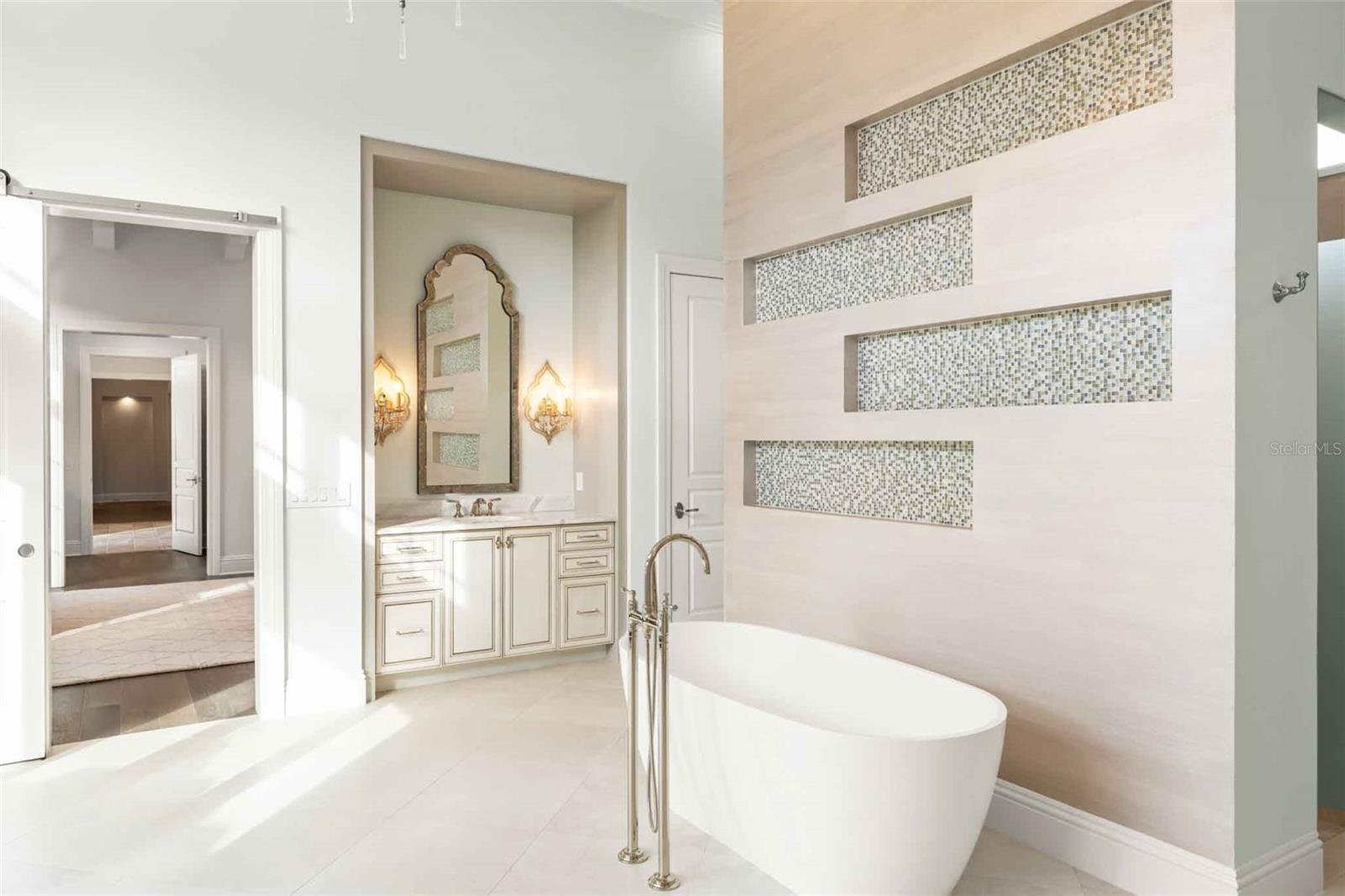 O6363272 Property Photo