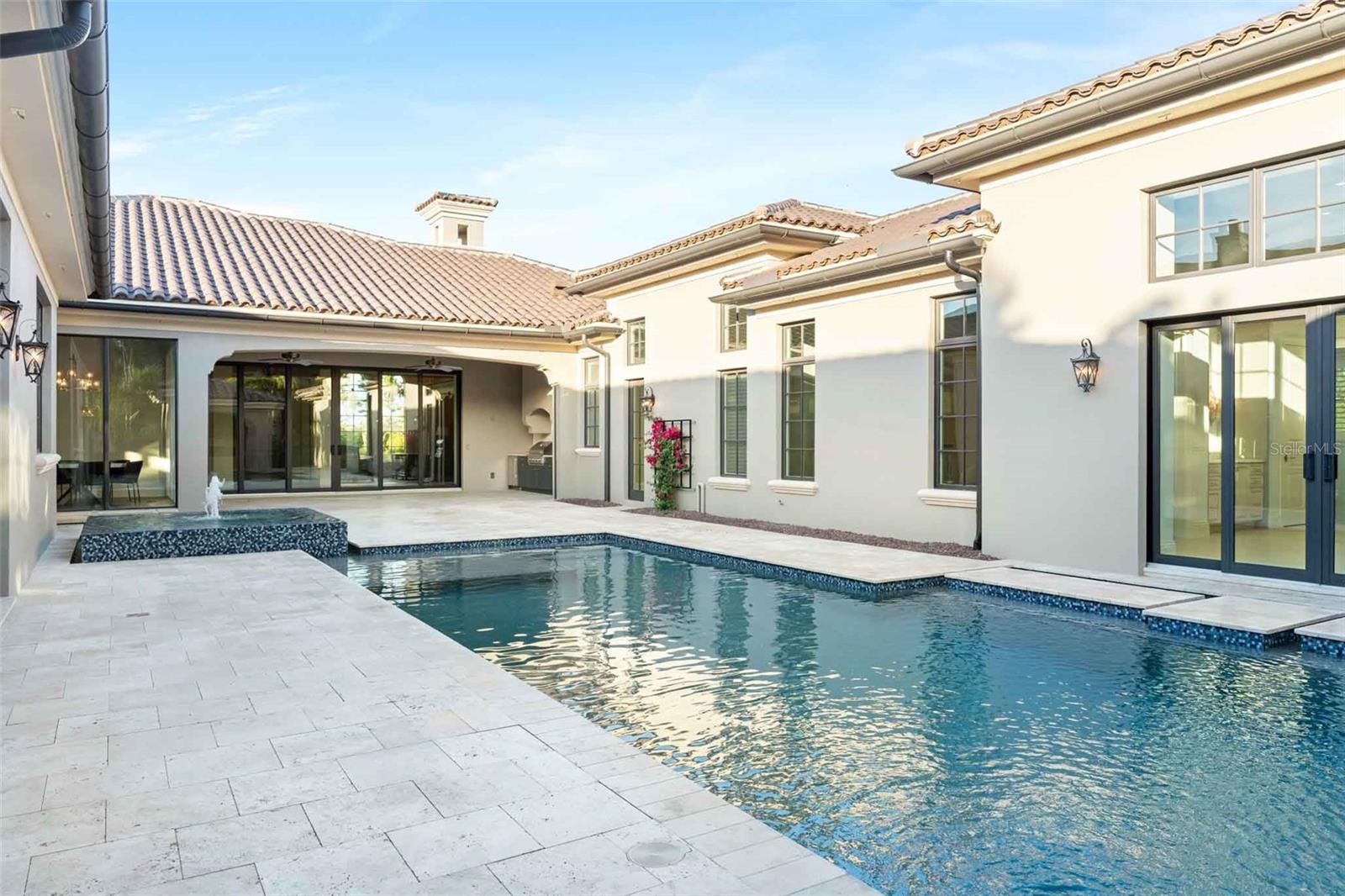 O6363272 Property Photo