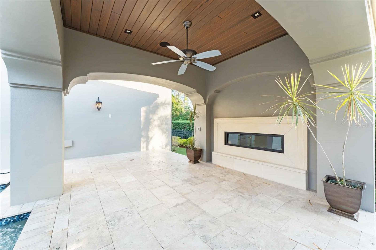 O6363272 Property Photo