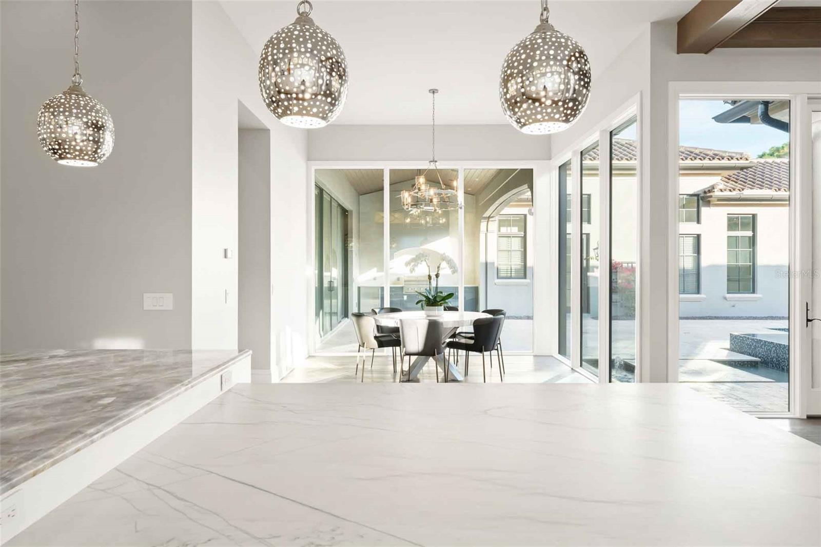 O6363272 Property Photo