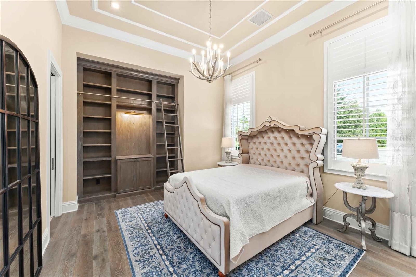 O6363272 Property Photo