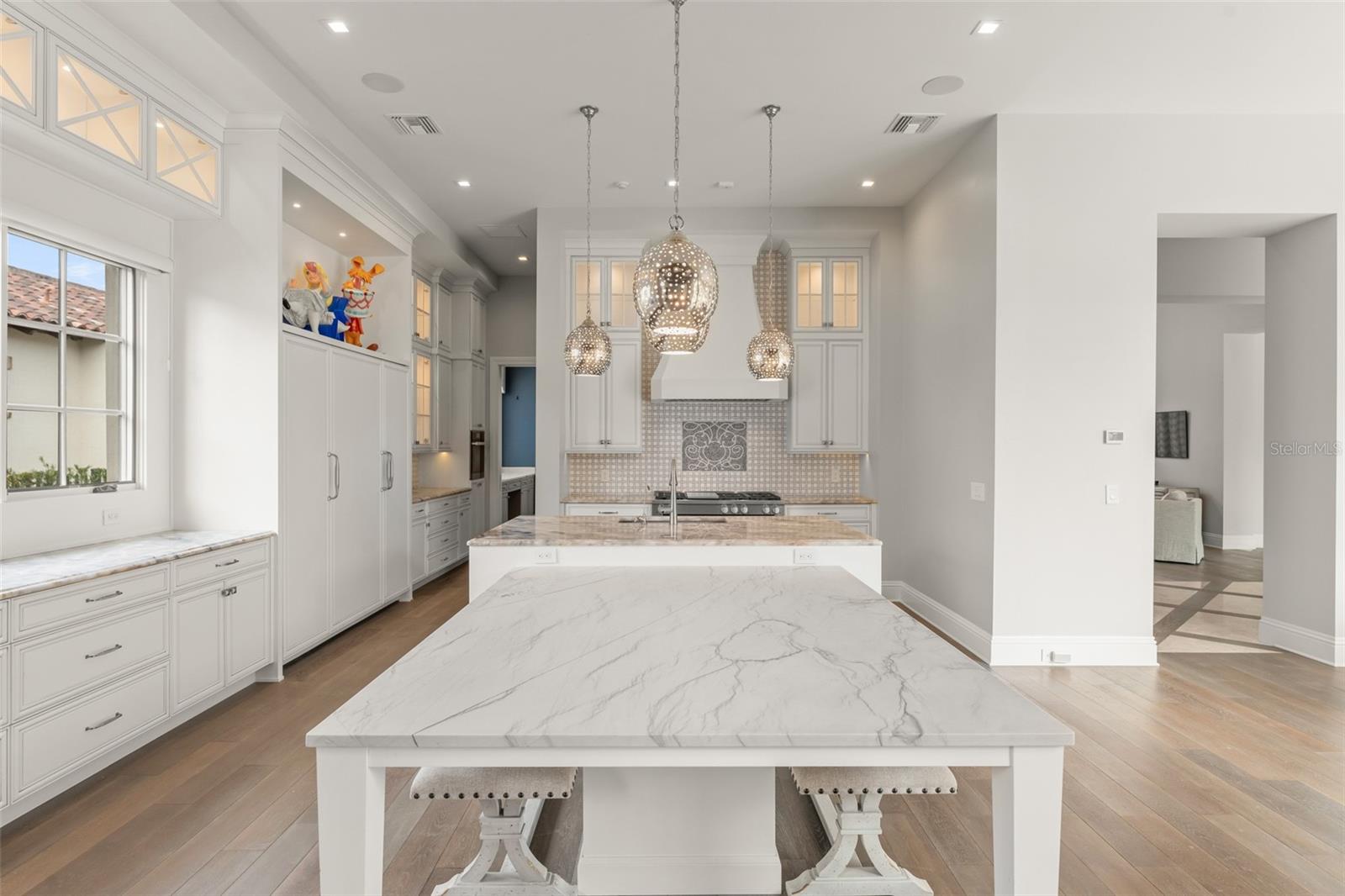 O6363272 Property Photo