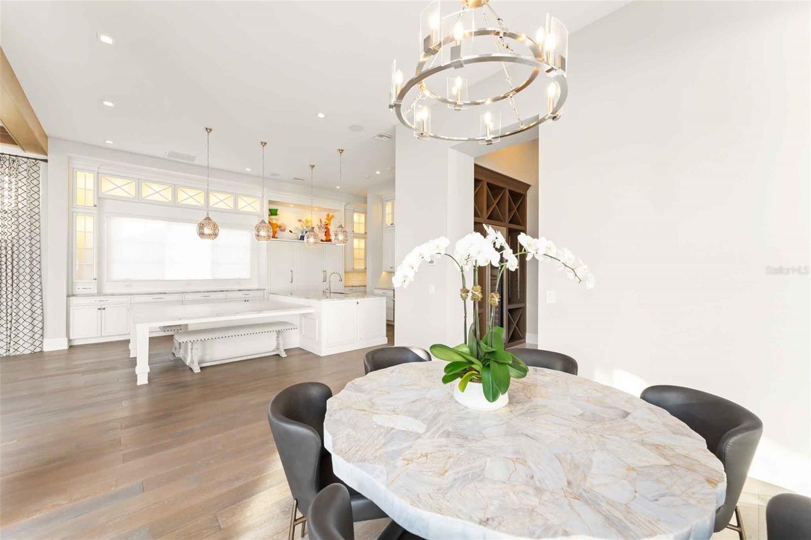 O6363272 Property Photo