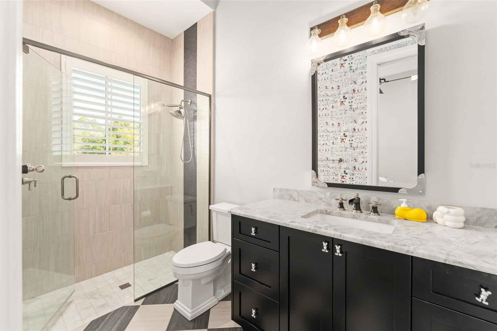 O6363272 Property Photo