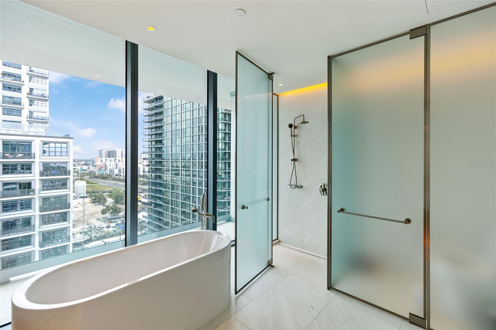 TB8451475 Property Photo