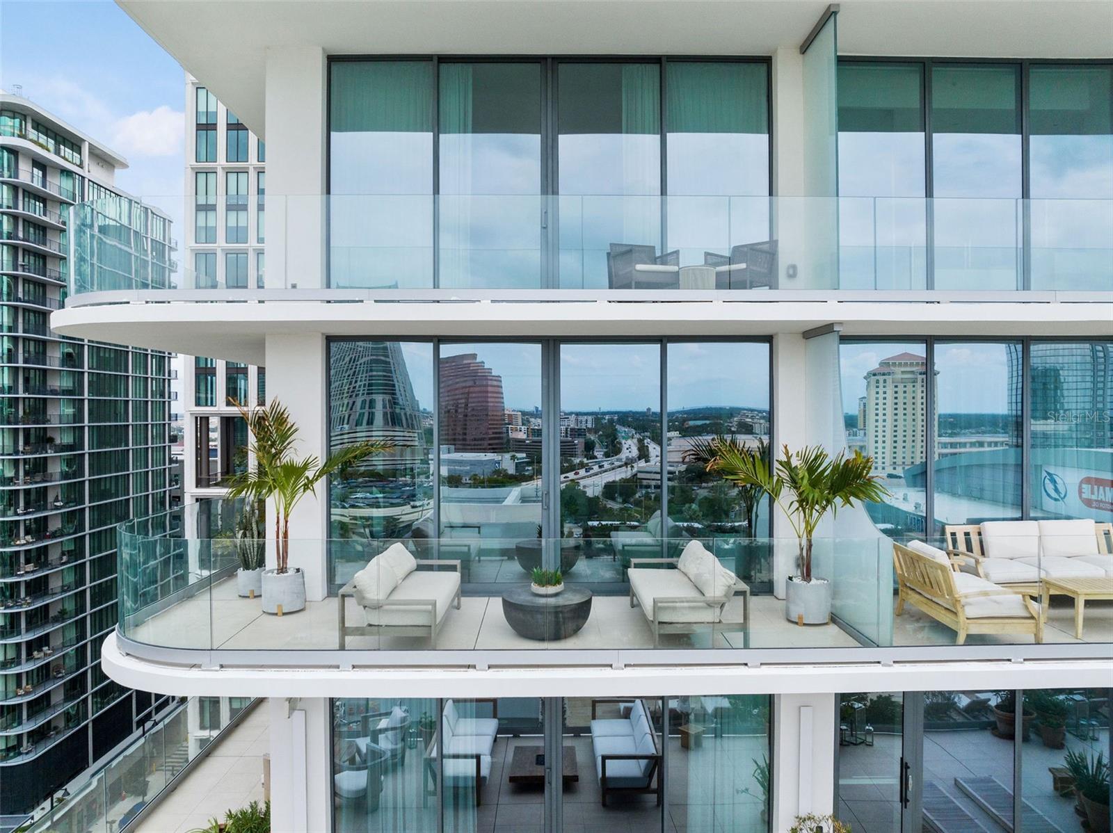 TB8451475 Property Photo