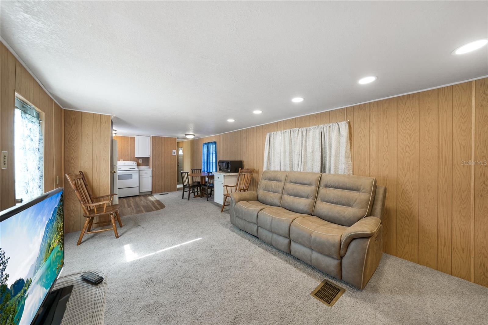 C7518266 Property Photo