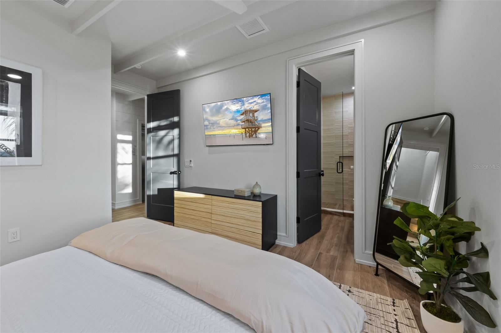 A4673373 Property Photo