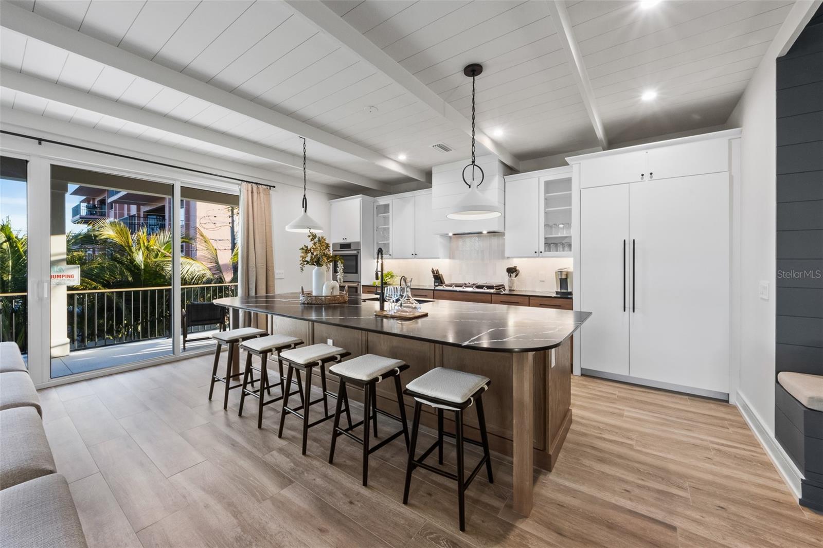 A4673373 Property Photo