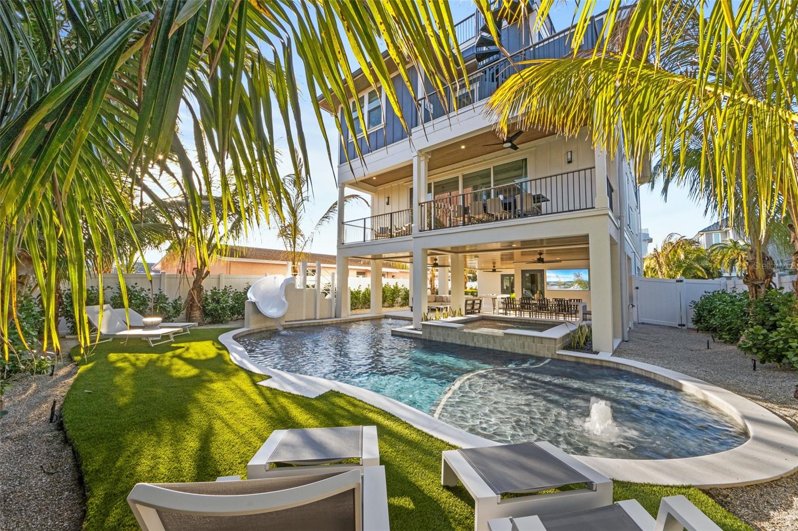 A4673373 Property Photo