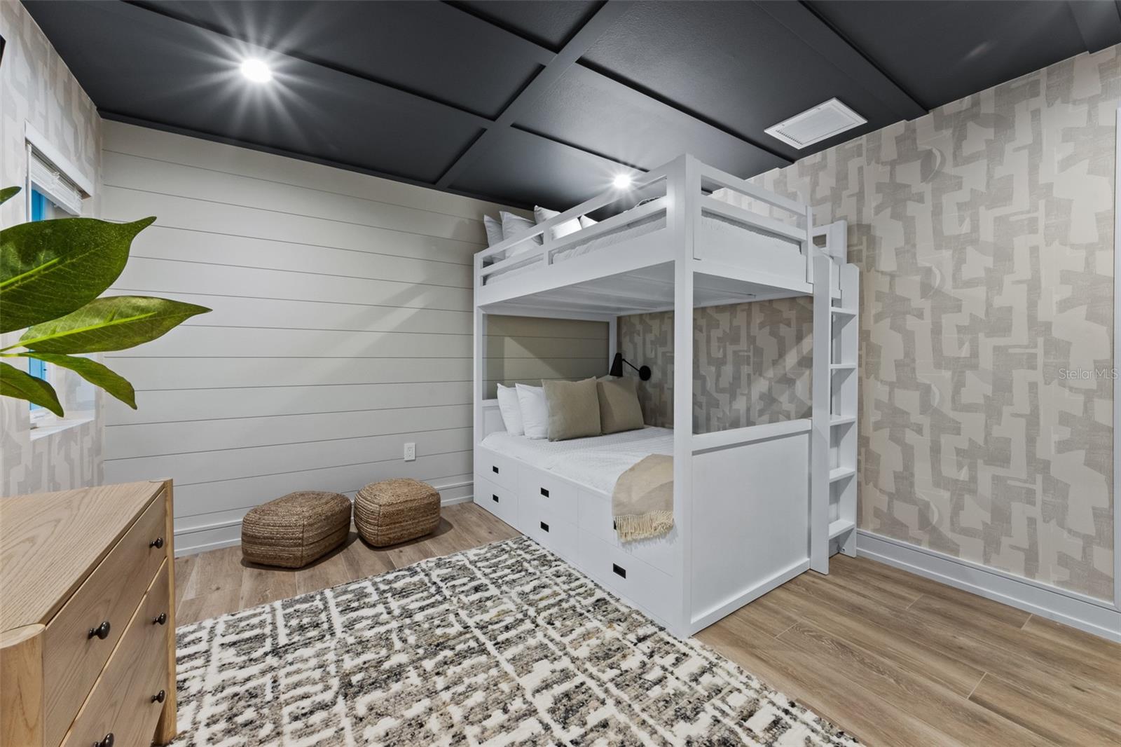 A4673373 Property Photo