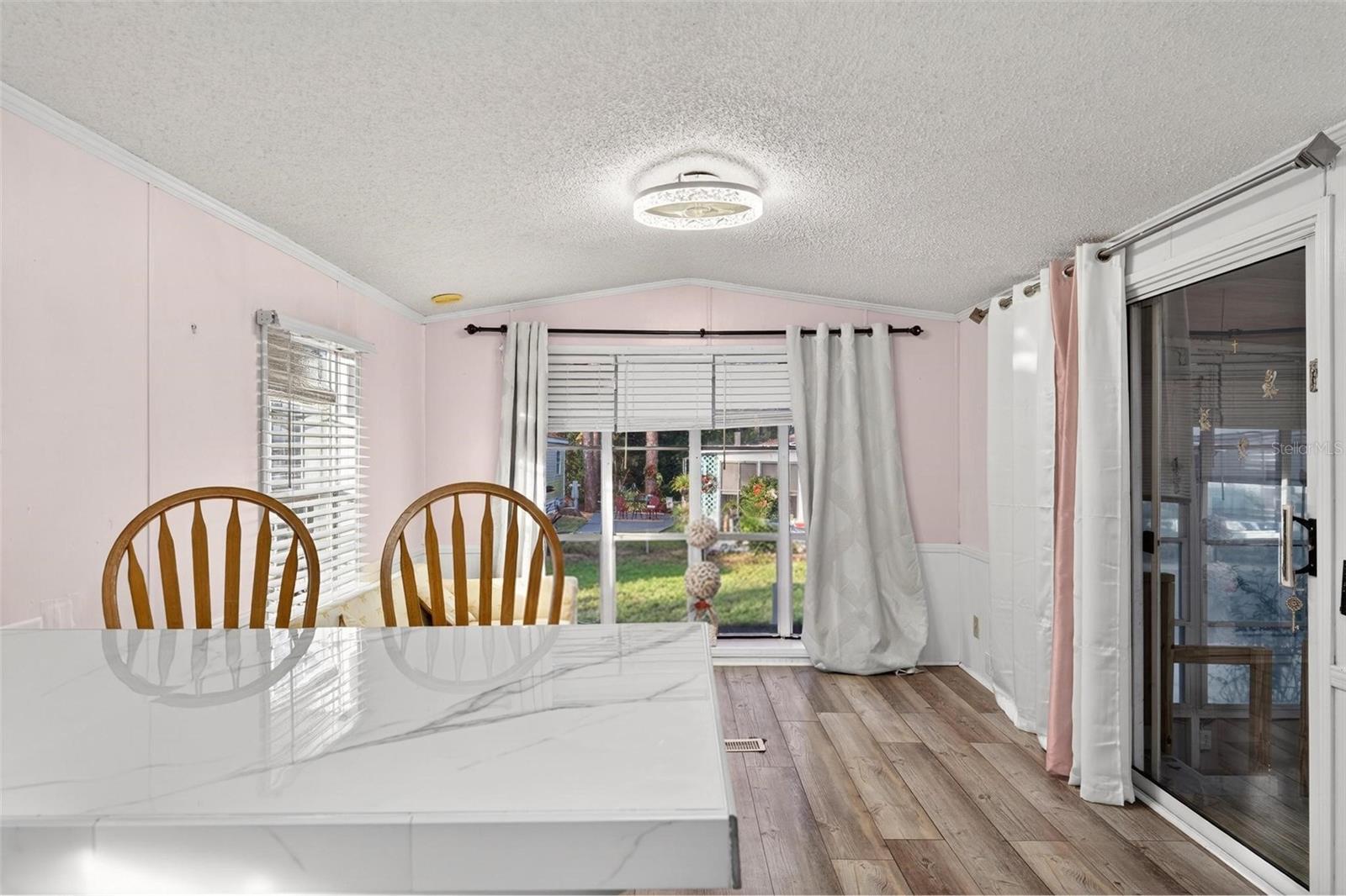 TB8451531 Property Photo