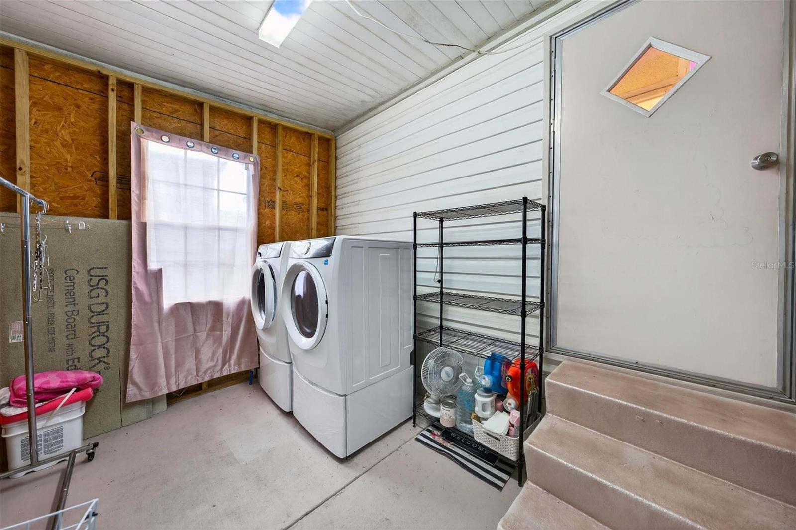 TB8451531 Property Photo