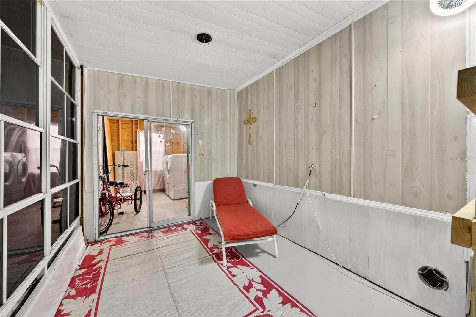 TB8451531 Property Photo