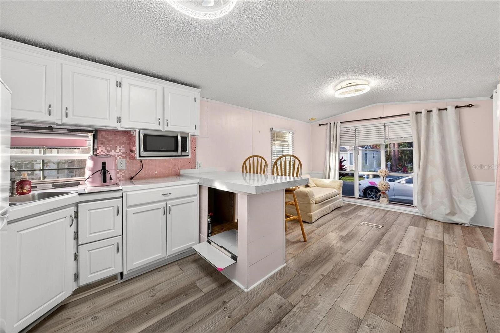 TB8451531 Property Photo