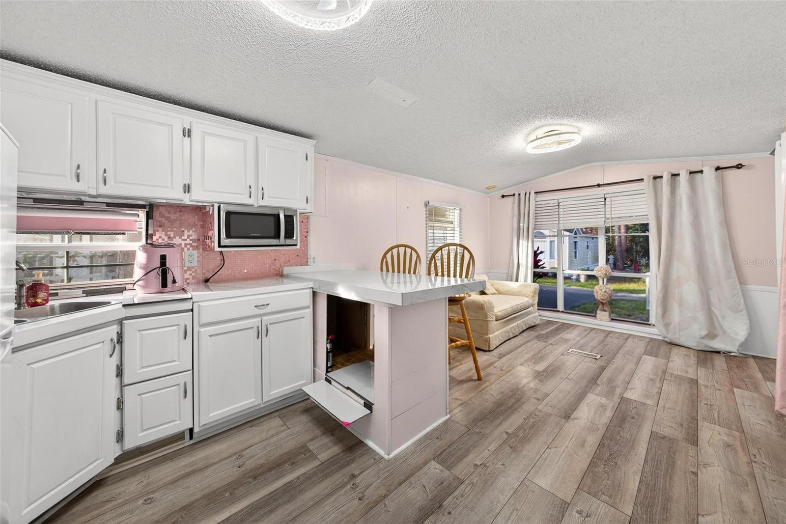 TB8451531 Property Photo