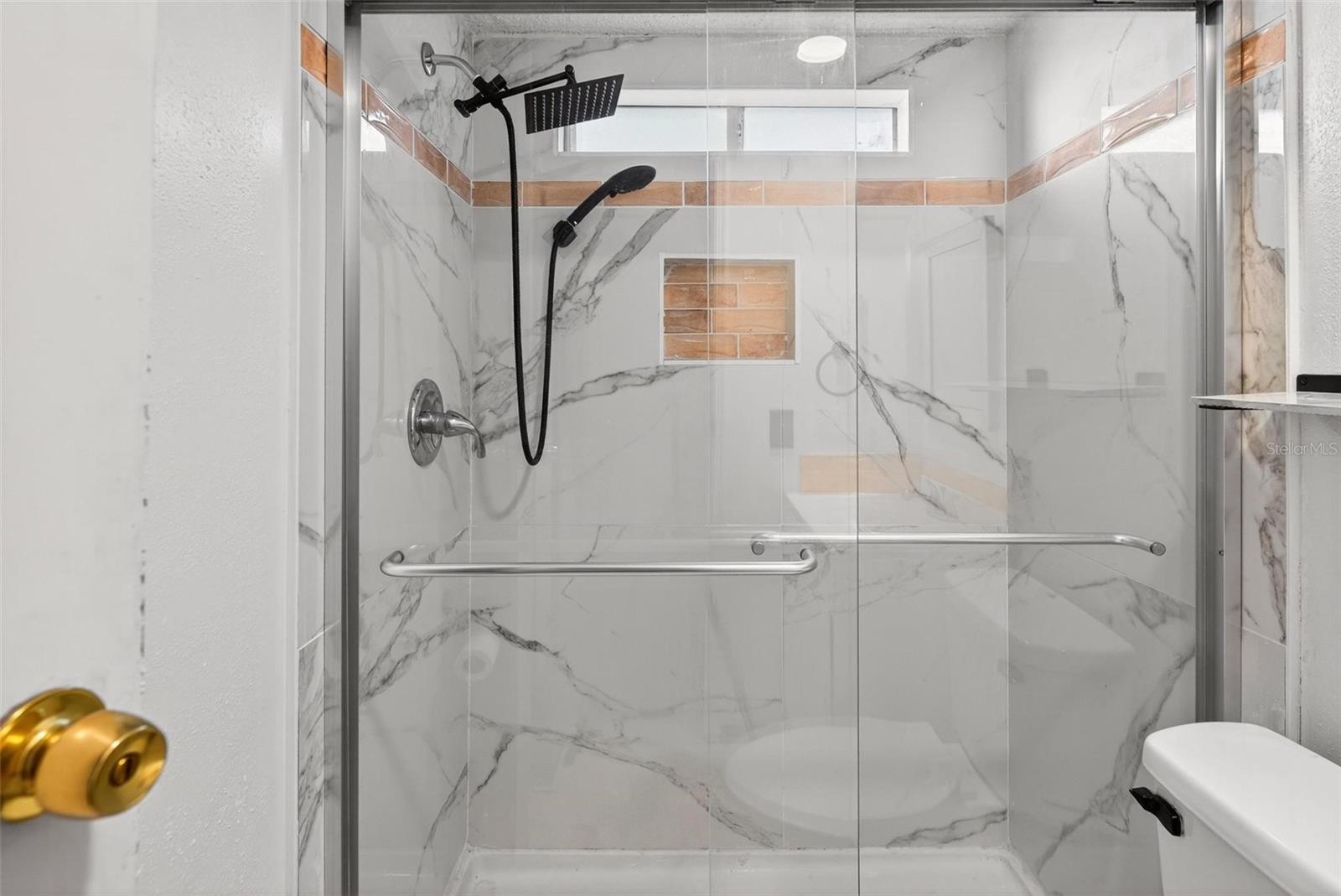 TB8451531 Property Photo