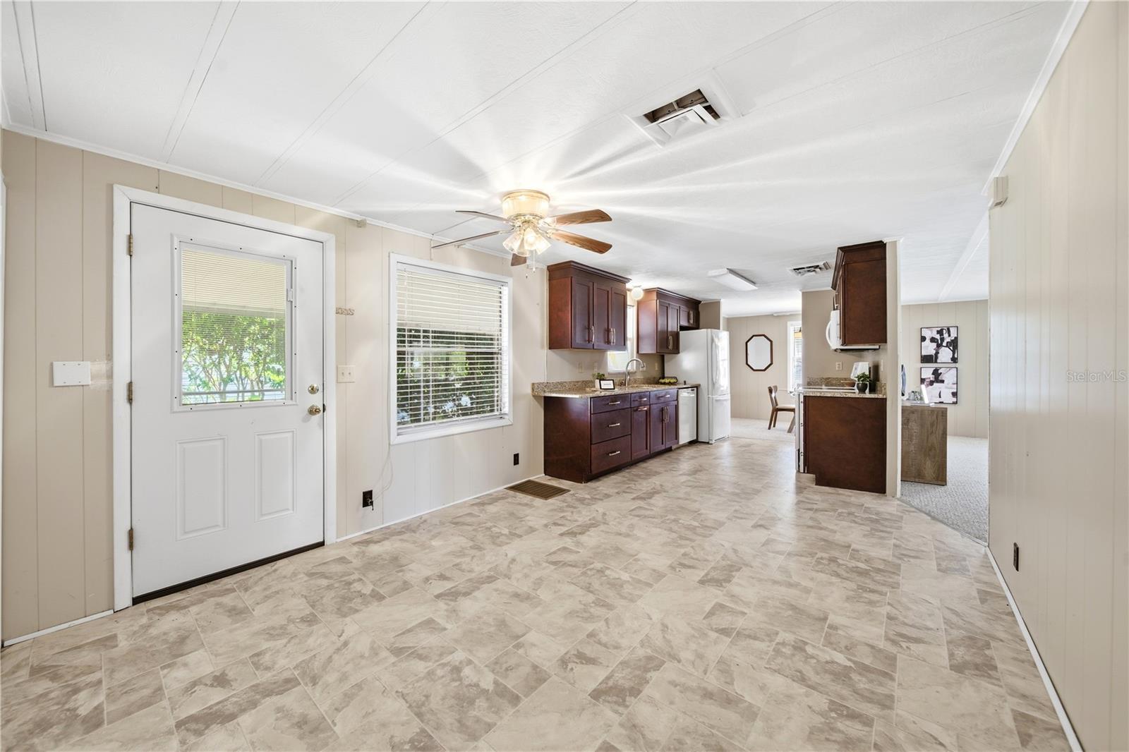 O6363325 Property Photo