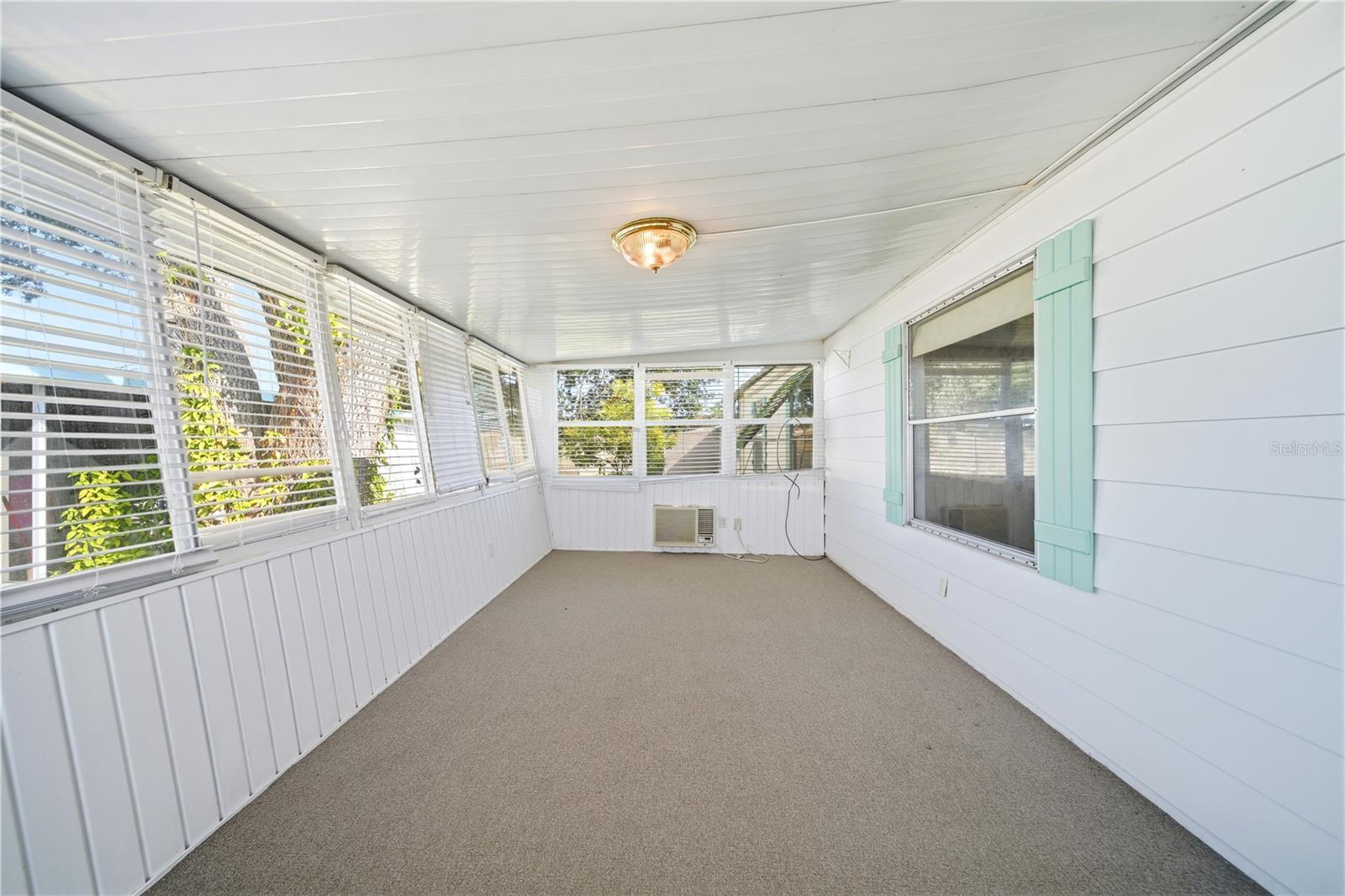 O6363325 Property Photo