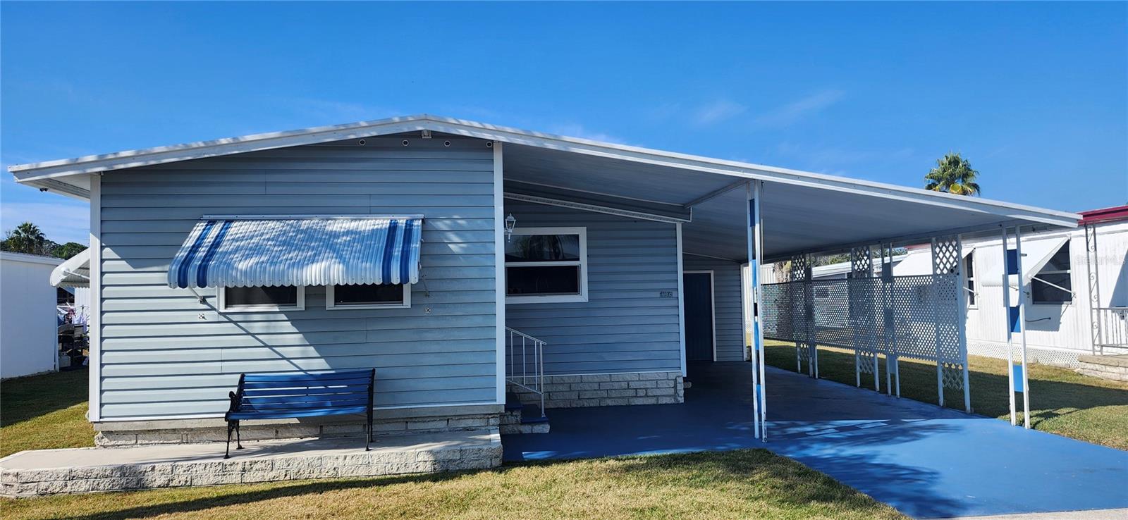 W7881050 Property Photo