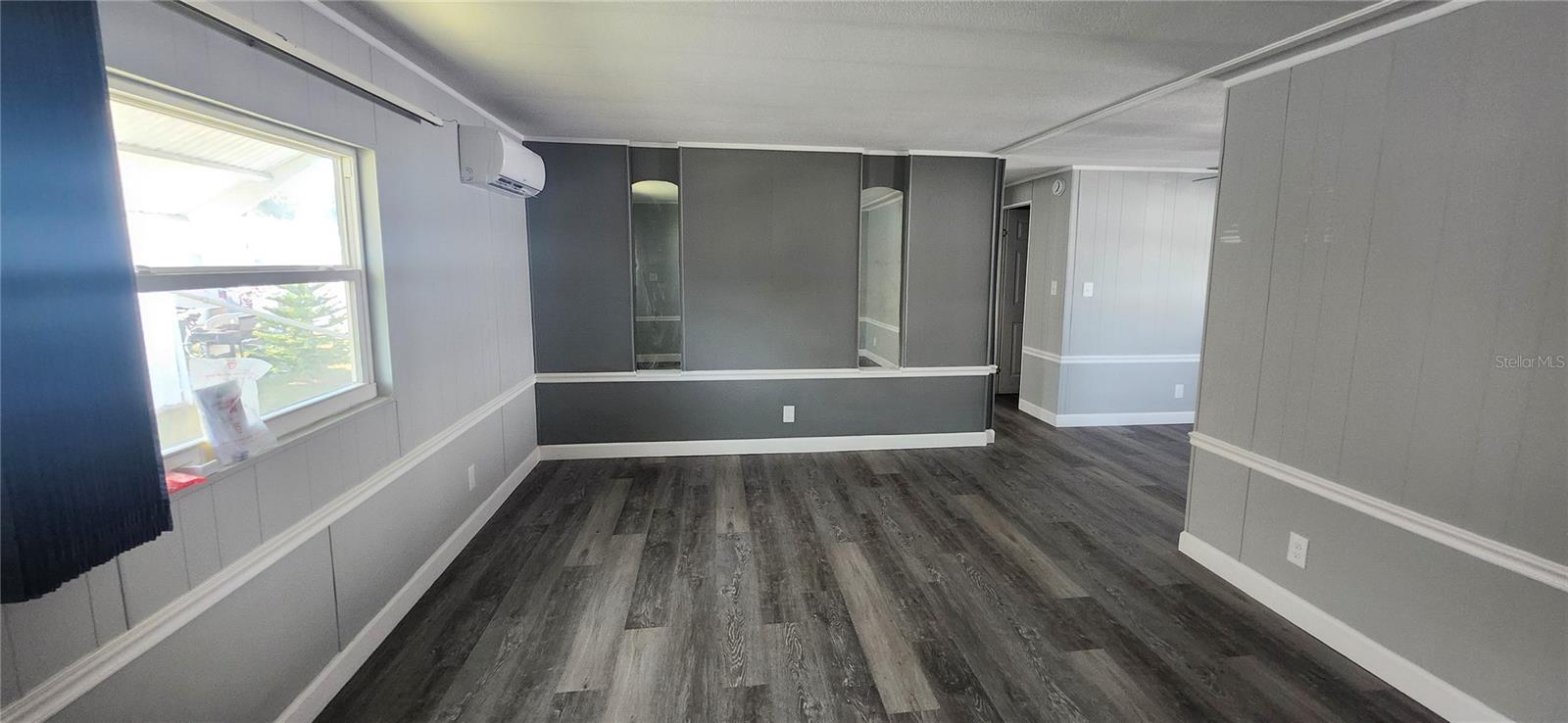 W7881050 Property Photo