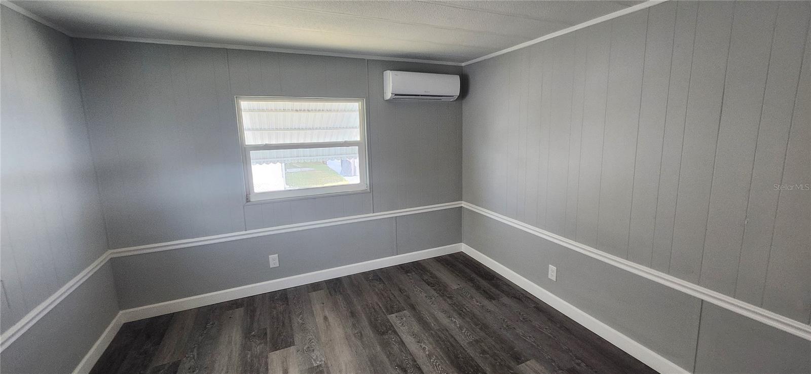 W7881050 Property Photo