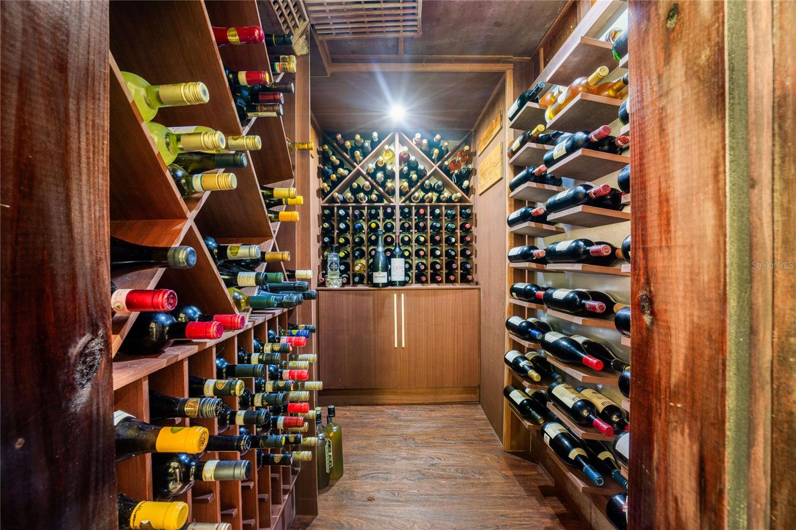 PR9117618 Property Photo