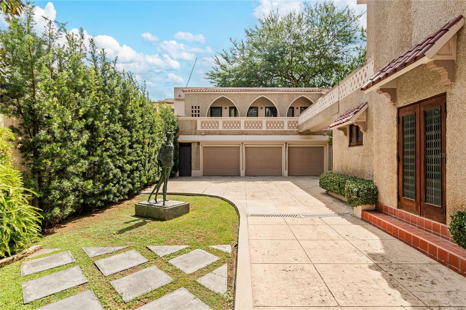 PR9117618 Property Photo