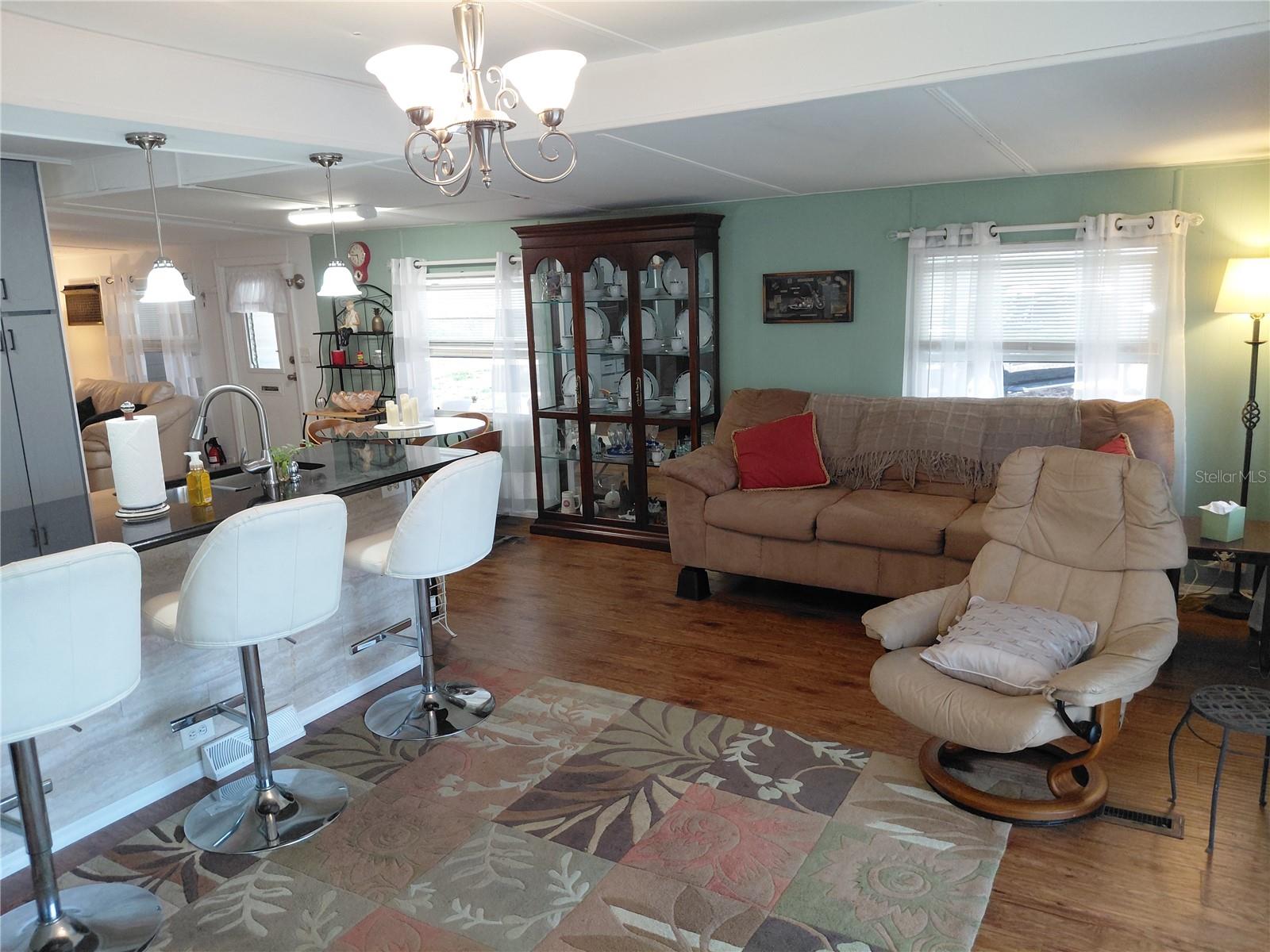 TB8451599 Property Photo