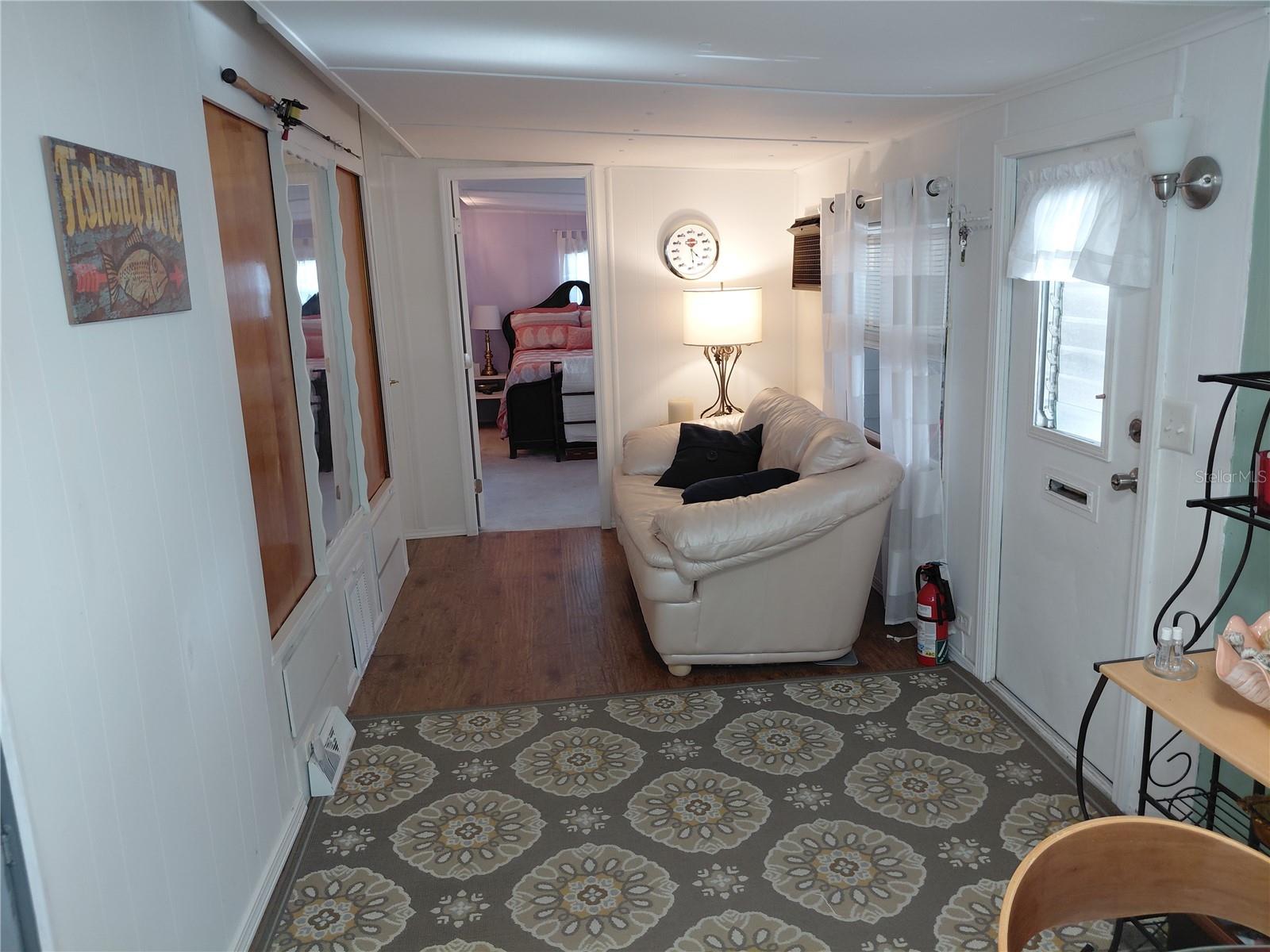 TB8451599 Property Photo