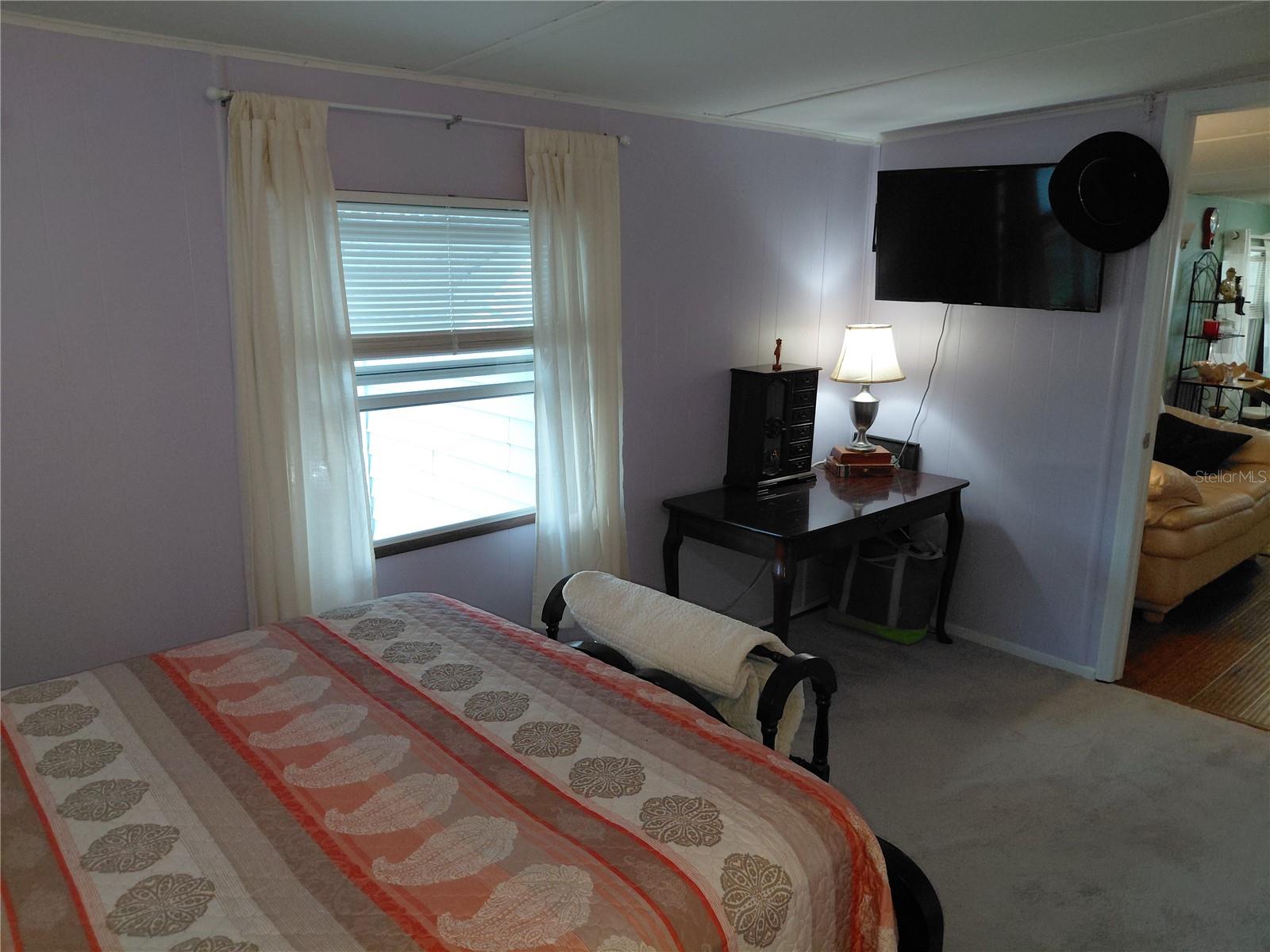 TB8451599 Property Photo