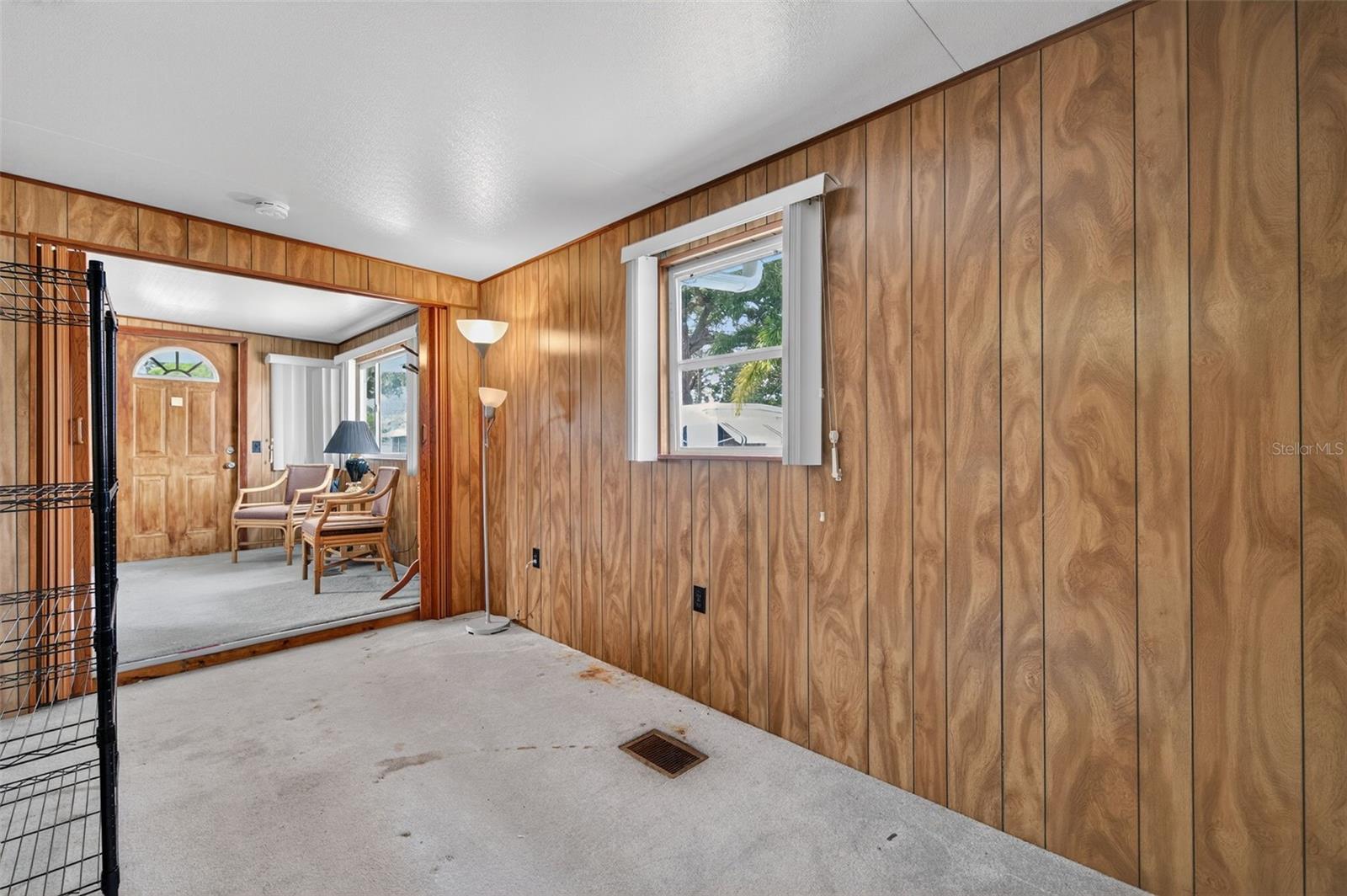 TB8451619 Property Photo