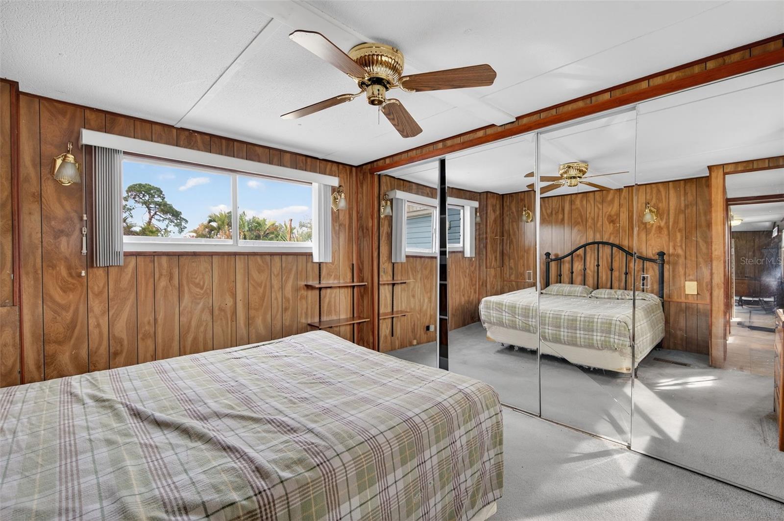 TB8451619 Property Photo