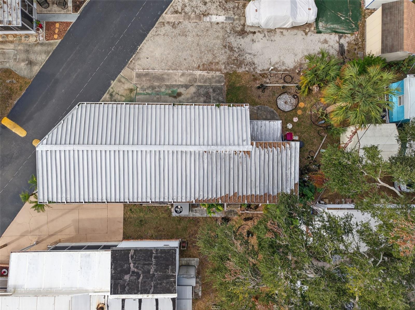 TB8451619 Property Photo