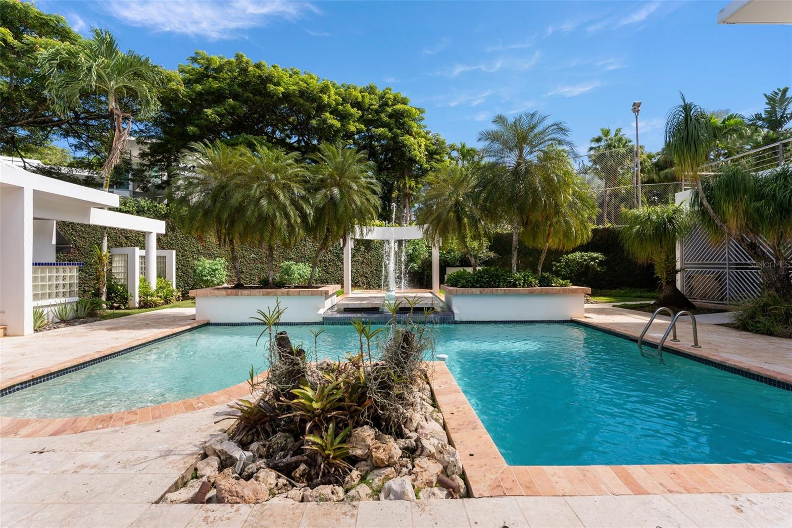 PR9117630 Property Photo